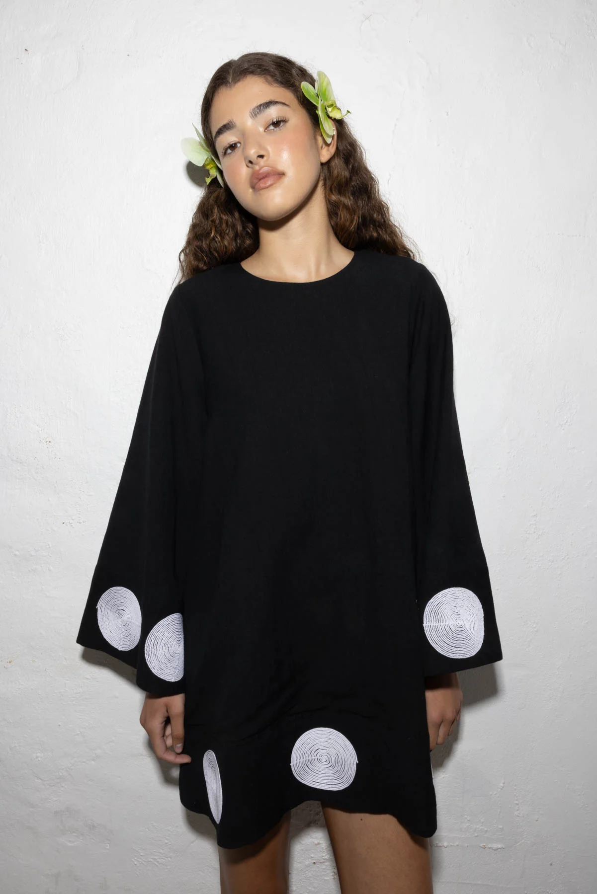 Filipa Embroidered Mini Dress - Noir - Image 5