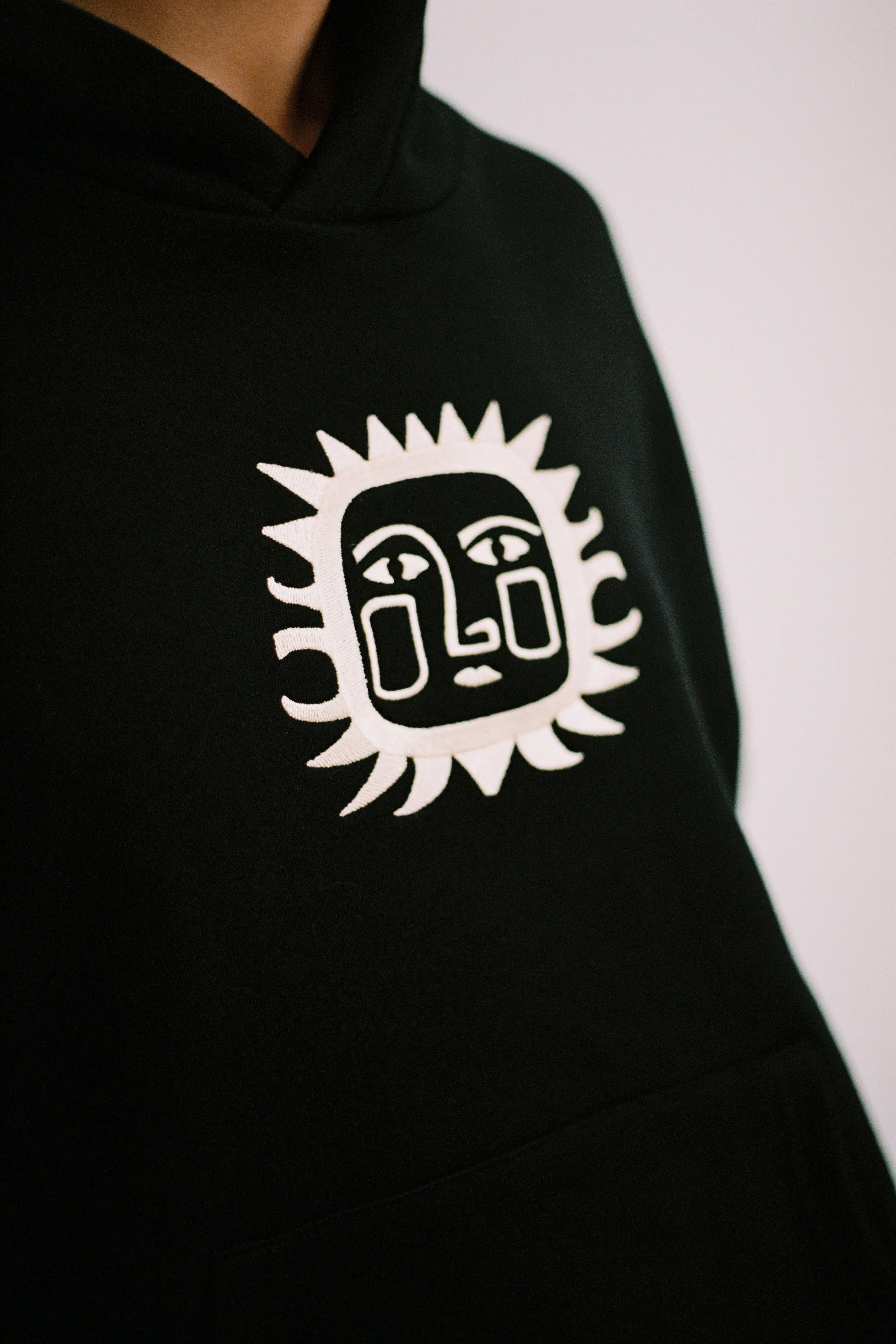 Sol Hoodie - Noir - Image 7