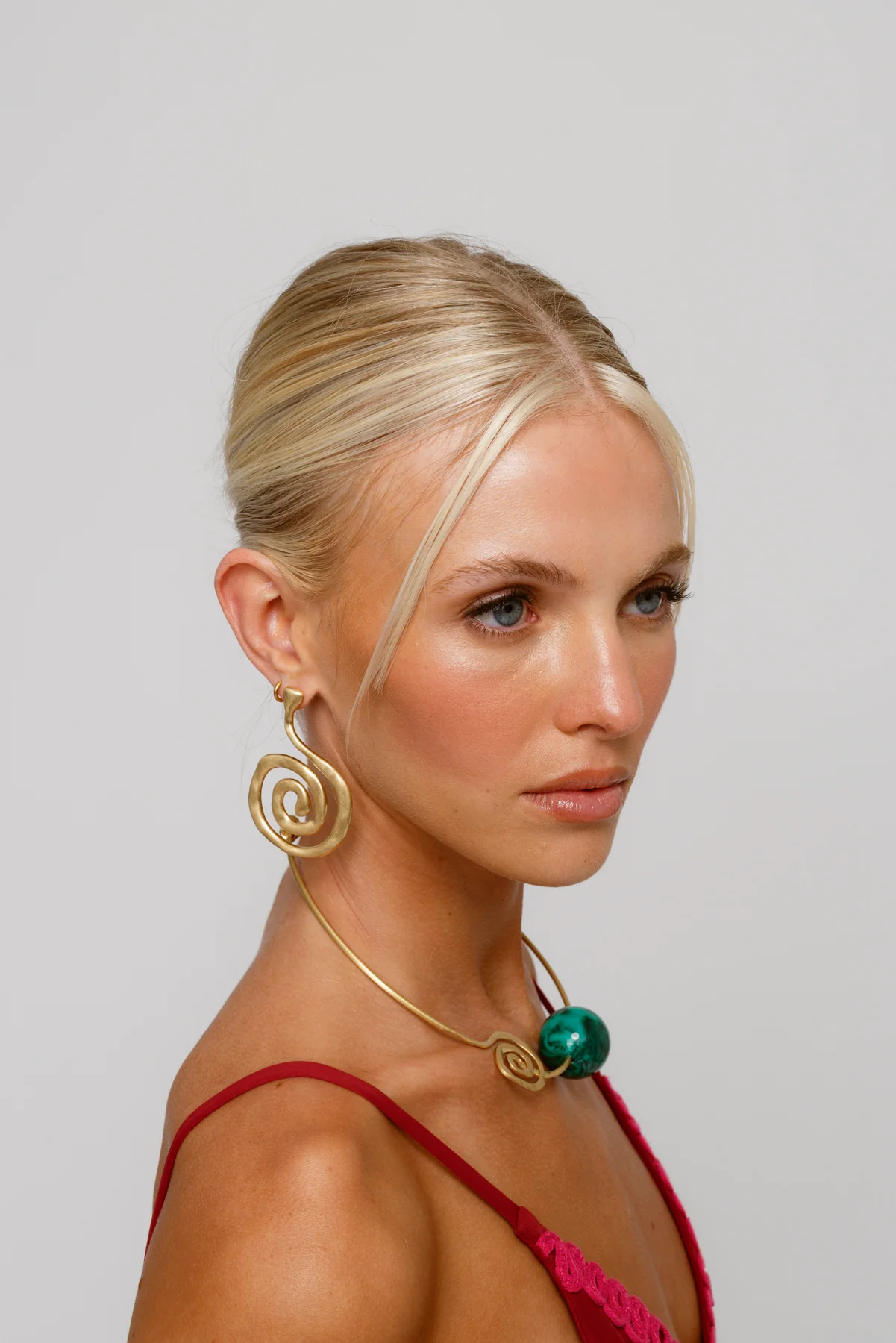 Veda Necklace - Emerald - Image 3